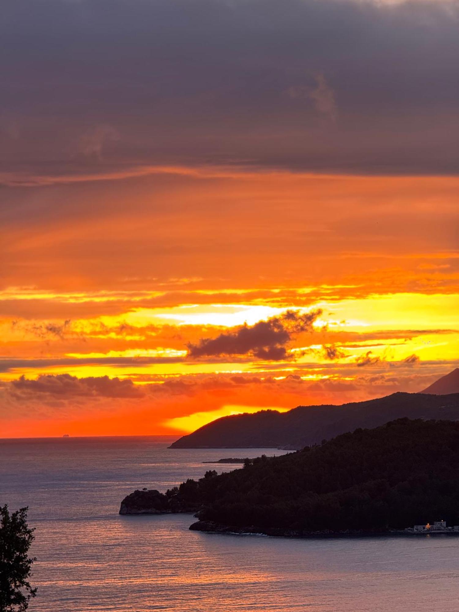 Belvedere Hotel & Suites Himara Kültér fotó