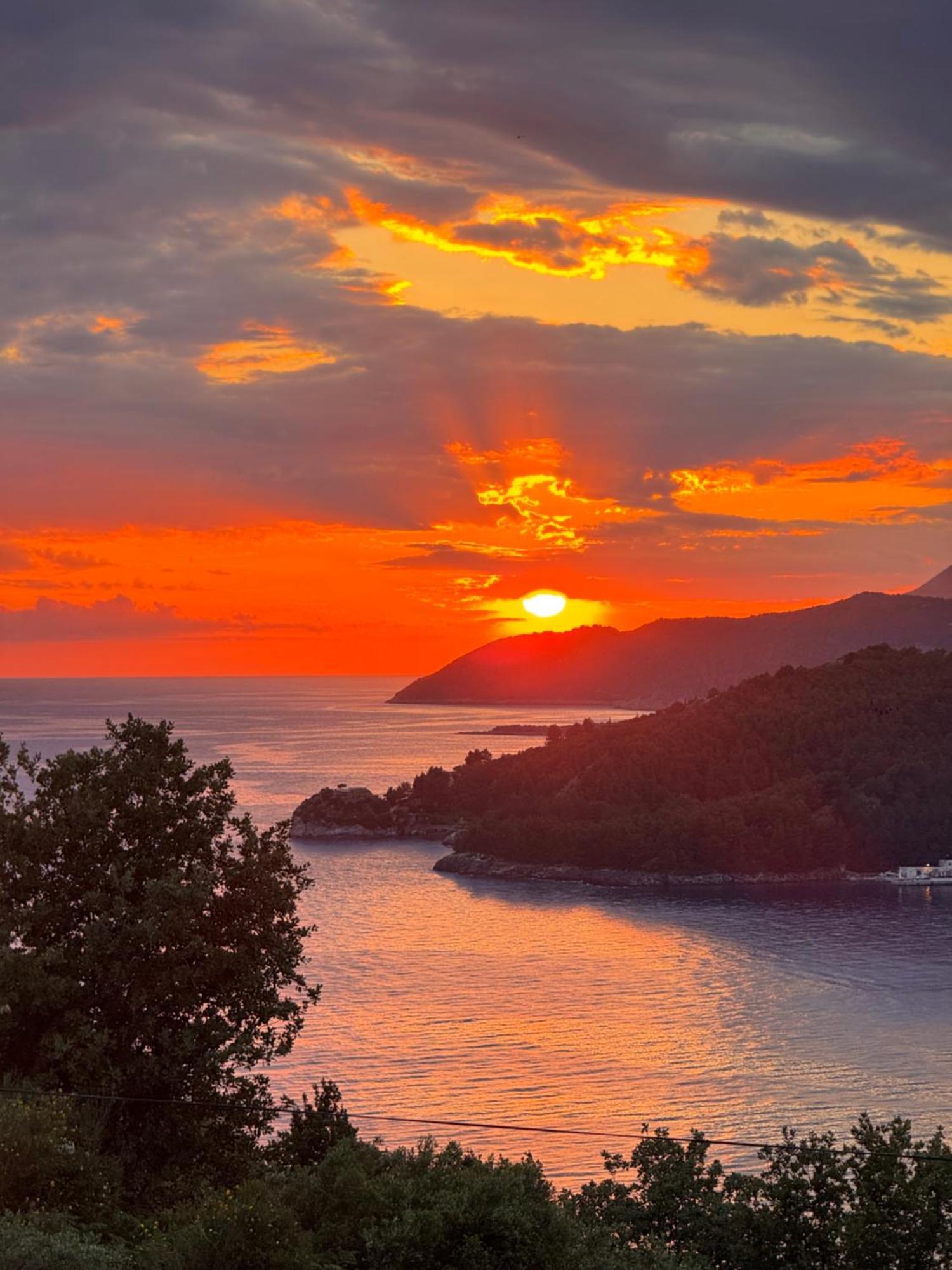 Belvedere Hotel & Suites Himara Kültér fotó
